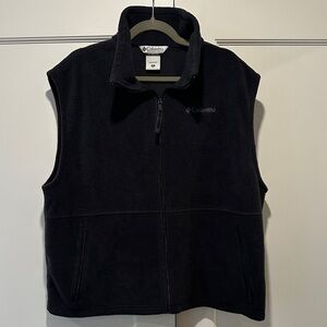 Columbia Men’s Black Full-Zip Fleece Vest